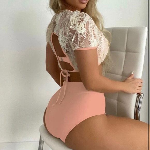 Tie Back Push Up Bikini Swimsuit with Lace Cover Up - Picture 2 of 5